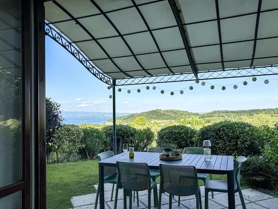 Maison Blanche Lonato 0*,  Itálie